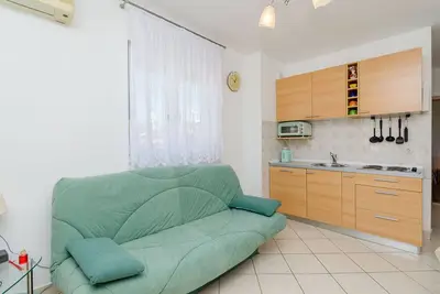 Image de Appartement Mario (84011-A1) - Okrug Gornji (Ciovo)