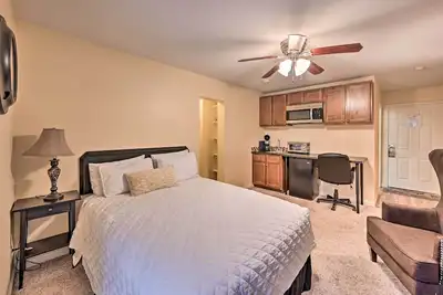 Image de 2 Blocks to Light Rail: Denver Unit w/ Kitchenette