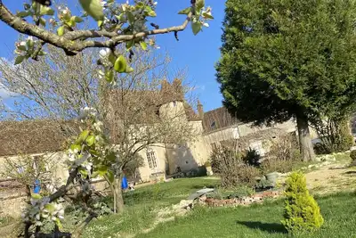 Image de Continuation of Les Étoiles du manoir de La Barre created in the frame in 2022