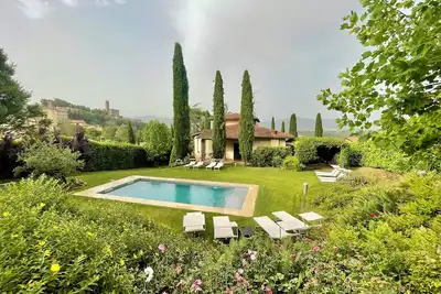 Image de Cipressino Villa, piscine près du centre historique
