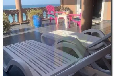 Image de ♛Castle on the Hill|Private Beach, WiFi & Parking