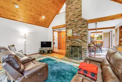 Image de Dog-friendly vacation home with fast WiFi & washer\/dryer - near ski areas