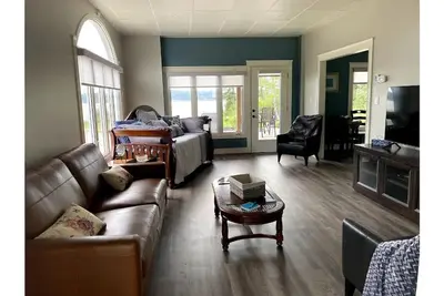 Image de It's About Time Unit #1 & Unit 2 (whole house)
