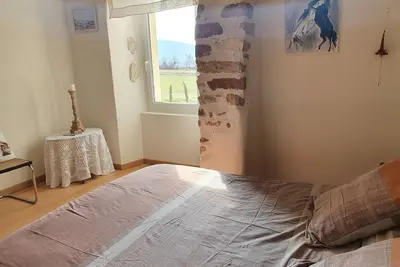 Image de Gîte dans domaine equestre au calme et au cœur du Lubéron