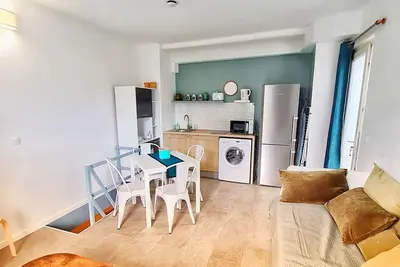 Image de Appartement 32m2 proche Paris, ligne 13 station Saint Denis université