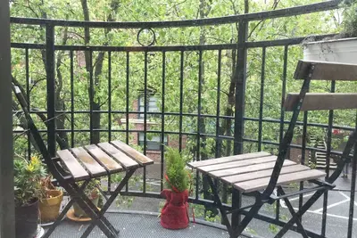 Belltown oasis: Space Needle, Mopop, Chihuly