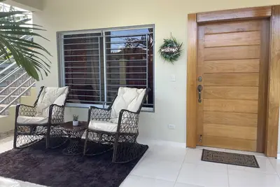 Image de Luxury residential home with free parking on site