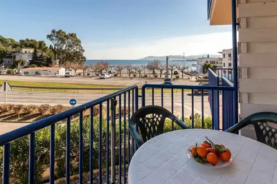 Grifeu 17 – Appartement près de la plage