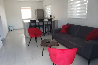 Image de Modern 2-bedroom Cg Apartment - Flamboyan