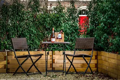 Image de 6 St Johns Mews -  a couples retreat that sleeps 2 guests  in 1 bedroom