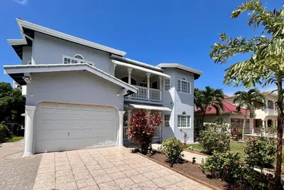 Image de 5-Bed Villa and pool in Runaway Bay, Jamaica