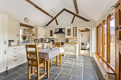 1 Homepiece -  a converted barn that sleeps 4 guests  in 2 bedrooms