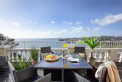 Image de Sea-la-vie, Astor House - an apartment that sleeps 4 guests in 1 bedroom