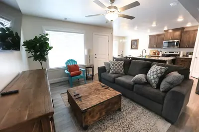 Image de 257 - Bear Lake Escapes. Brand new build in an unbeatable location!