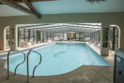 Image de Location vacances maison piscine Mouries Ls1-394.