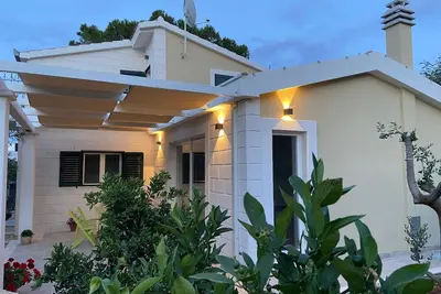 Image de Maison de vacances Arbanija pour 1 - 7 personnes avec 5 chambres à coucher - Maison de vacances