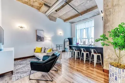 Image de Sosuite | 2br Apt w W/D, Gym, On-Site Restaurant