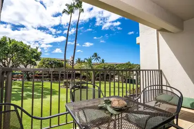 Image de Kihei Akahi C319 Spacious 2br/2ba Condo with Garden Views, Near Beach and Shops
