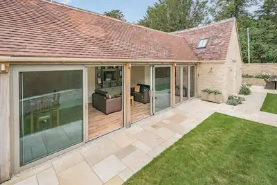 Image de 2 chambres Ă coucher Ă Hatherop, near Cirencester