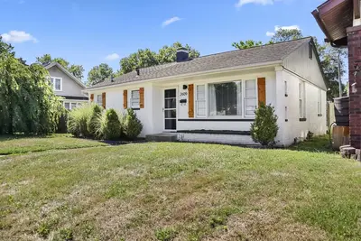 Image de Beautifully remodeled 2 bed 1 bath + office house