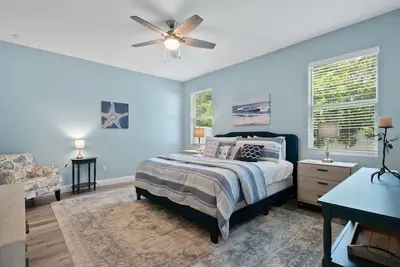Image de “Jupiter Breeze” Beach Retreat! 4\/2 newer home in center of beautiful Jupiter Fl