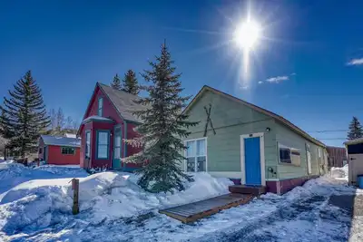 Image de Mt. Elbert Moon - Perfect Downtown Leadville