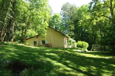 Image de Bouilland - Independent house in wooded property of 6500 m²