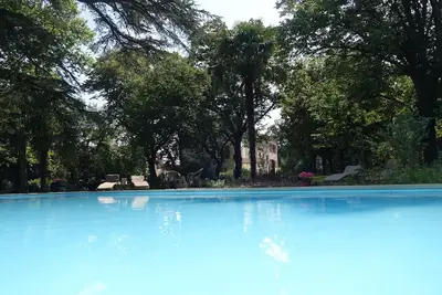 Image de Gîte de luxe avec piscine
