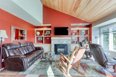 Image de Refined golf course resort home on the fairway with a private hot tub
