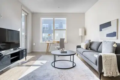 Image de Bright Milpitas 2br w\/ Pool, Gym & Lounge, walk to Bart, by Blueground