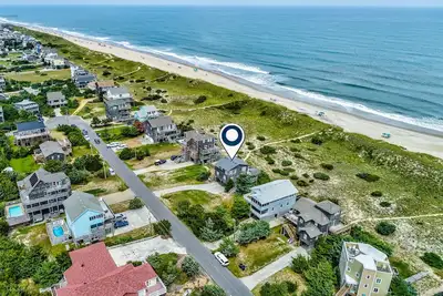 Image de Oceanfront house w/private hot tub, balcony, washer/dryer, WiFi, central Ac
