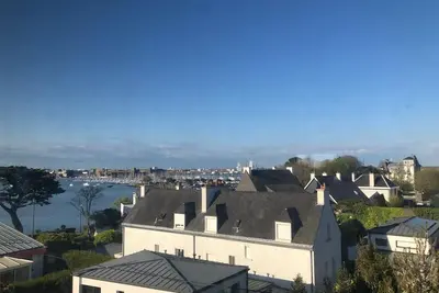Image de Superbe vue pour cet appartement au pied des plages