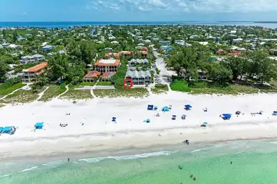 Image de Coconuts108 - Gulffront - 1br/1ba with pool - By Island Real Estate Vacations