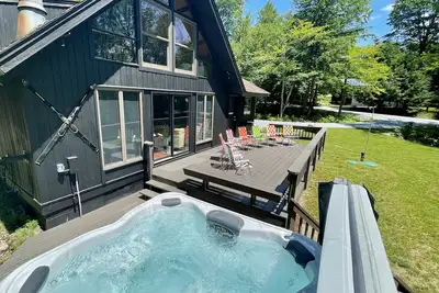 Image de 4 miles to Killington - 8 person hot tub