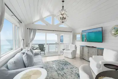 Image de Ramsgate 7 - Updated Gulf Front Unit, Secluded Private Beach, Near Big Chill!