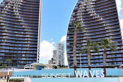 Image de Sunset Waves 1-190