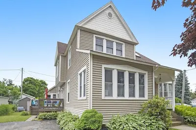 Image de South Beach | Family Cottage with Views of Lake Michigan from 3-Season Porch