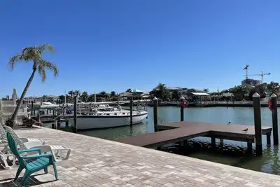 Anchors Up #3; Walk to Beach/Bars/Dining