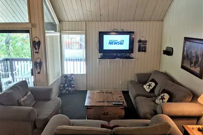 Image de Unwind with Ease – Townhouse at the Base of Snow Summit