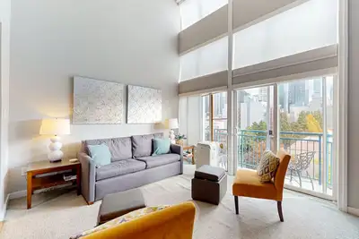 Bright Belltown condo with pool, rooftop deck, & balcony - walkable local