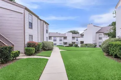 Image de Lakeview Cozy Townhouse - 5 min from Hall Road