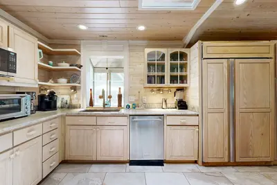 Image de Riverview Heights Hideaway, Private Saltwater Pool, Firepit, 10 Mins to Beach