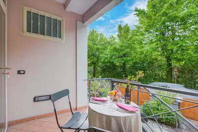 Image de Orange Apartment Desenzano with Wi-fi, Desenzano Del Garda, Italy