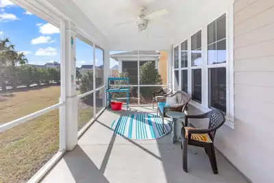 Image de Barefoot Village townhome with pool, grill, Ac & W/D - snowbird-friendly