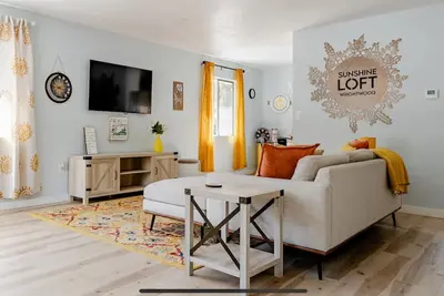 Image de Sunshine Loft in downtown Wrightwood! Close to Ski Resort with amazing views!