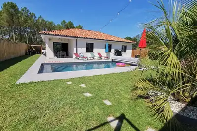 Image de Villa Sakura à Leon piscine chauffée active