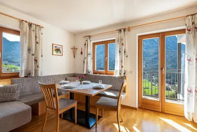 Appartement de vacances 'Thusnelda C' avec vue sur les montagnes, balcons et Wi-Fi