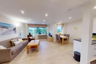 Image de Exclusive sea view vacation apartment in the Fürstenhof for 4 guests on the beach with balcony