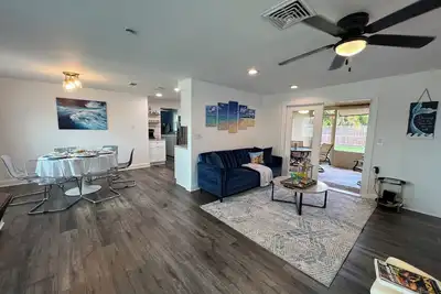 Image de Remodeled 3b & 2b free parking 7 min drive Sarasota Downtown
