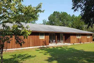 Image de Ranch Style Cypress House with a View and Catch-N-Release Fishing